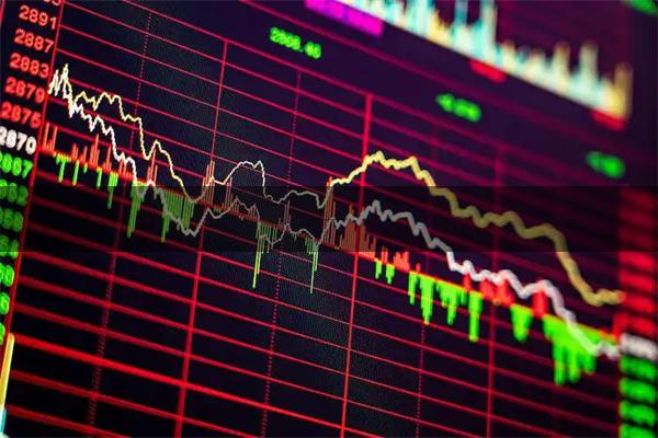 在线股票配资开户 车主3000公里跨城实测：高速超充一到节假日就“掉链子”？